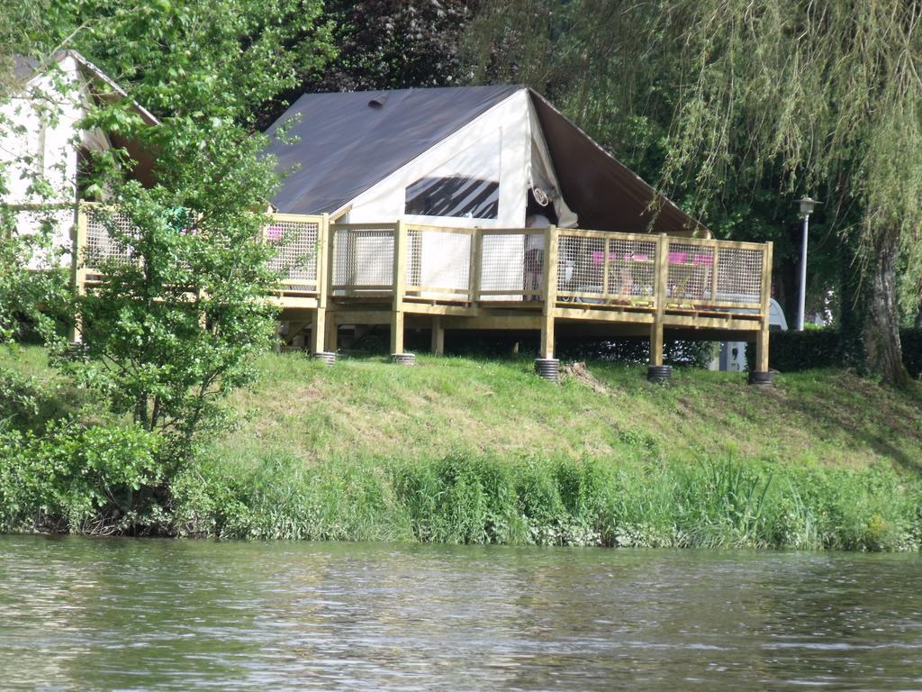 קונפלואנס Camping Des Ribieres מראה חיצוני תמונה