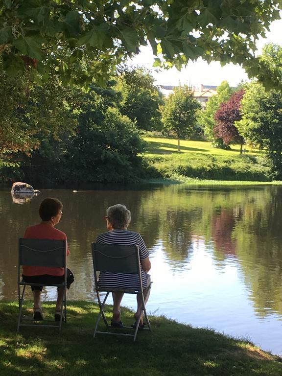 מלון קונפלואנס Camping Des Ribieres מראה חיצוני תמונה