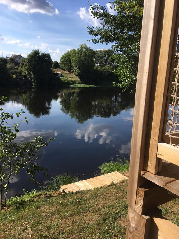 קונפלואנס Camping Des Ribieres מראה חיצוני תמונה