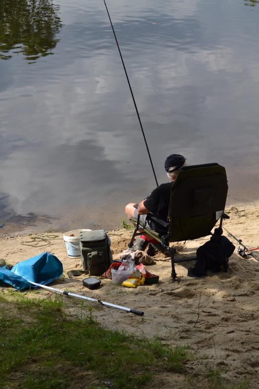 מלון קונפלואנס Camping Des Ribieres מראה חיצוני תמונה