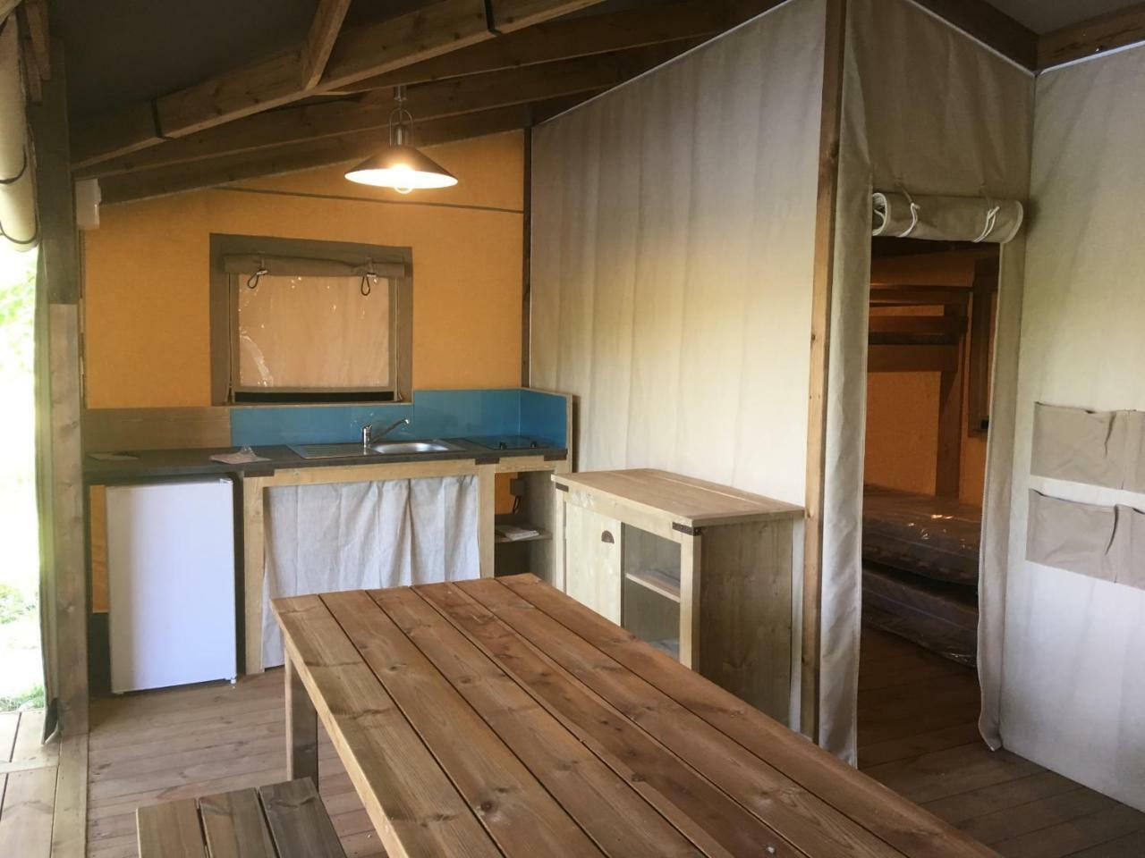 קונפלואנס Camping Des Ribieres מראה חיצוני תמונה